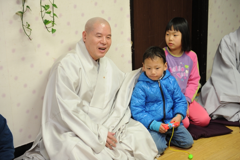 2010.03.31_혜명보육원 방문 (6)